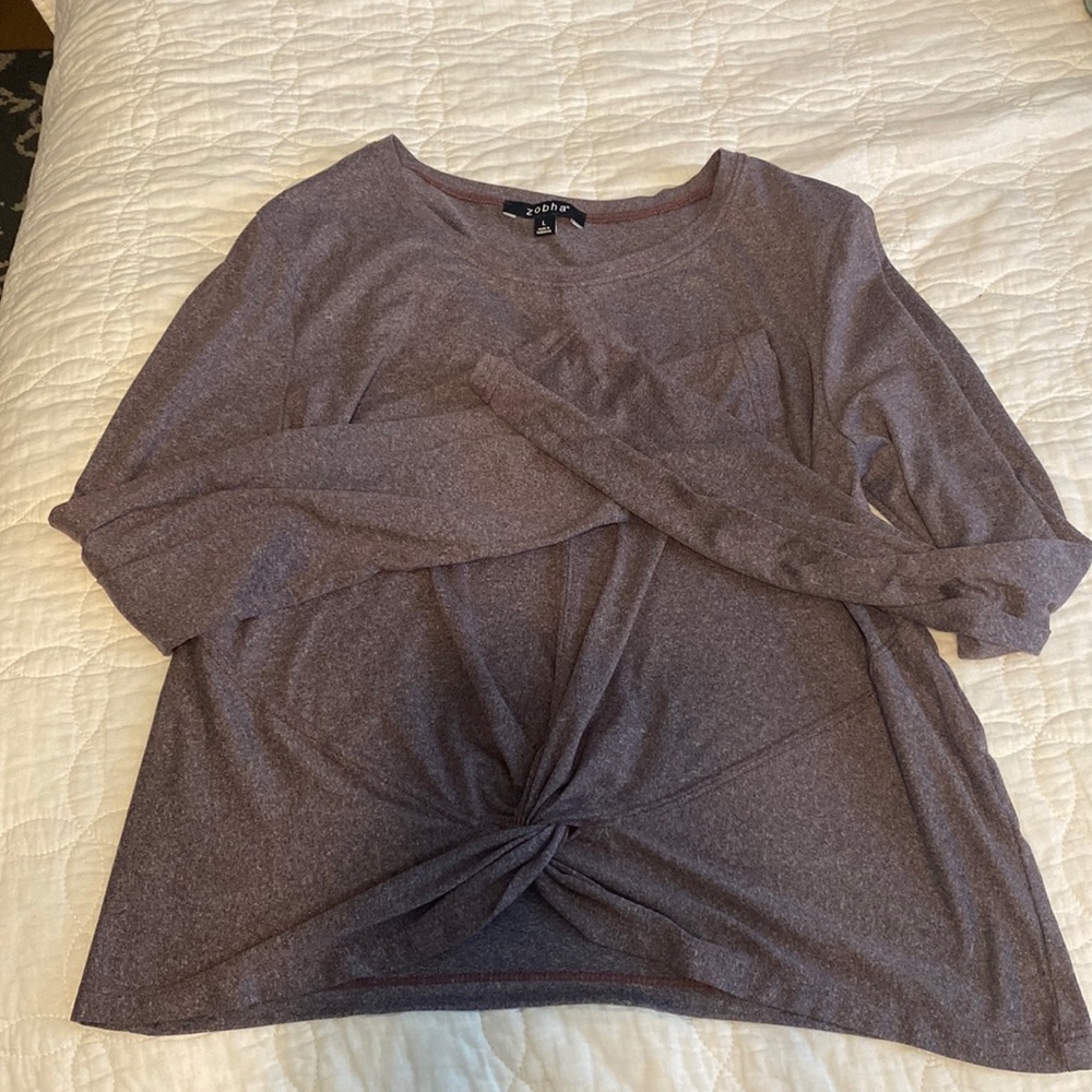 Long-sleeve athleisure top